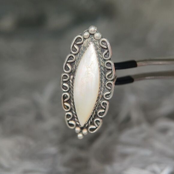 Sterling Silver Signed TT Ring - Picture 5 of 7